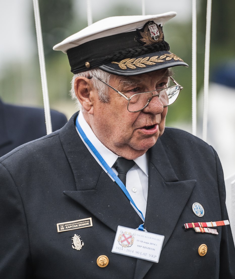 Wiktor Czapp - Kapitan Senior Wiktor Czapp - Kapitan Senior